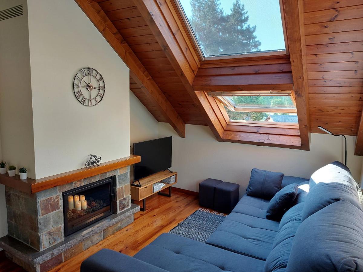 Family Attic Esterri إيستيري دانو المظهر الخارجي الصورة